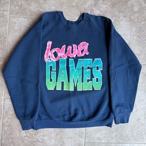 Vtg 80s Iowa Games FOTL raglan sleeve crewneck